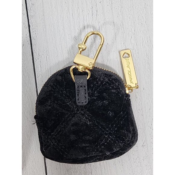 Betsey Johnson Black Velvet Coin Purse With Gold Hardware & Carabiner Clip - Picture 1 of 10